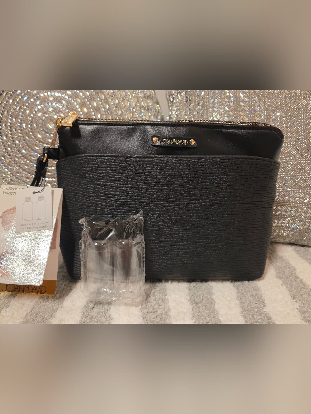 Joan & David NWT Black Textured Cosmetic Travel Wristlet Bag MSRP$58 - Picture 2 of 5